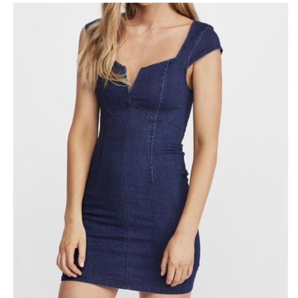 Free People NWT ($98) Lia denim mini dress in a blue wash - Picture 1 of 1